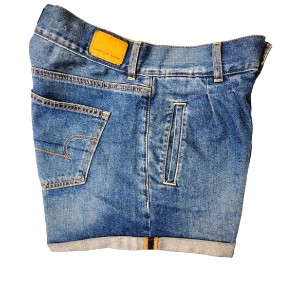 American Eagle pleated front denim mom shorts - Picture 6 of 10